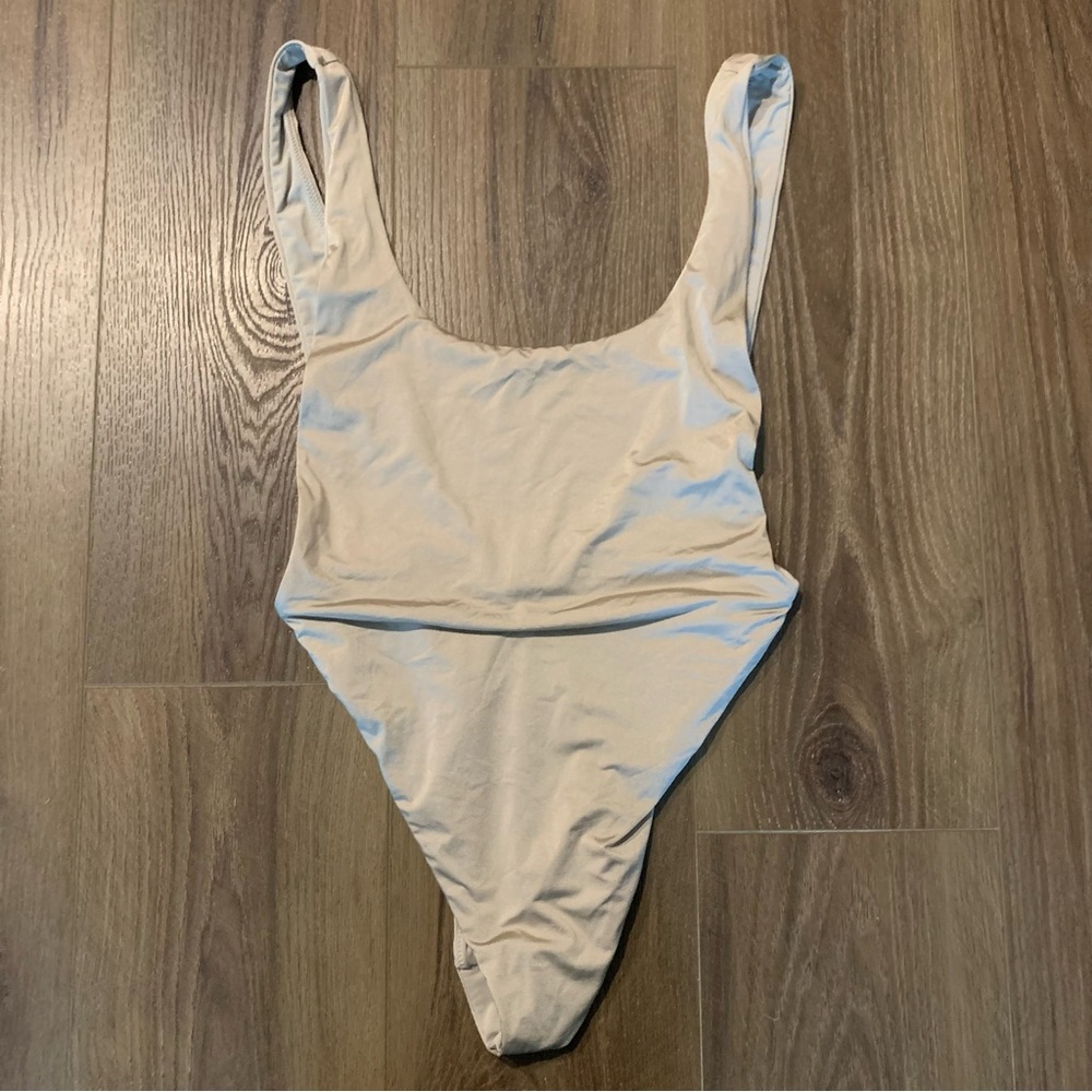 Aerie Iridescent Taupe One Piece Swimsuit High-Cut Scoop Neck size Small